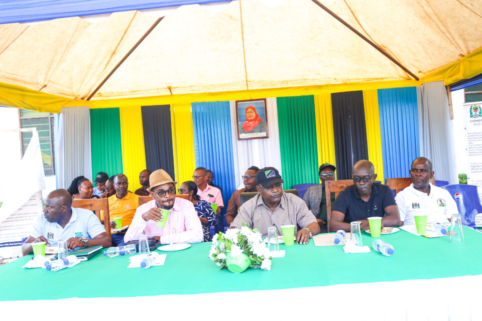 VIJANA NA WANAWAKE WAHIMIZWA KUJIHUSISHA UONGEZAJI THAMANI ZAO LA KOROSHO